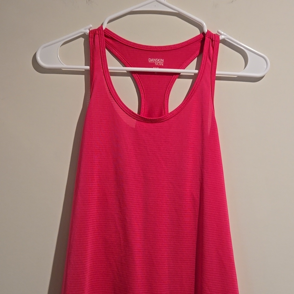 Danskin Now pink top. Size medium. - Picture 2 of 6